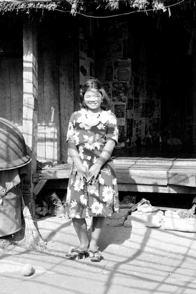 1949年日本冲绳老照片,一个日本小姑娘