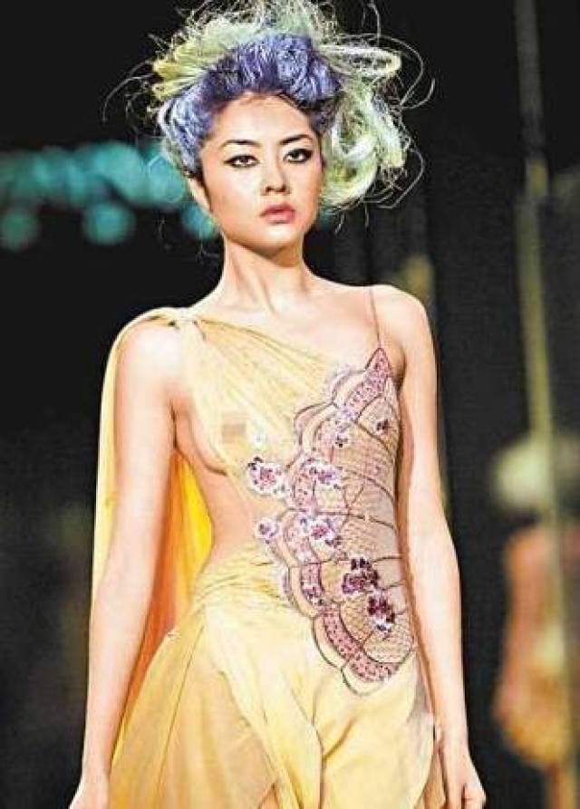 被嘲讽整容、拍三级片,甩掉天王嫂称号的她,如今却成为人生