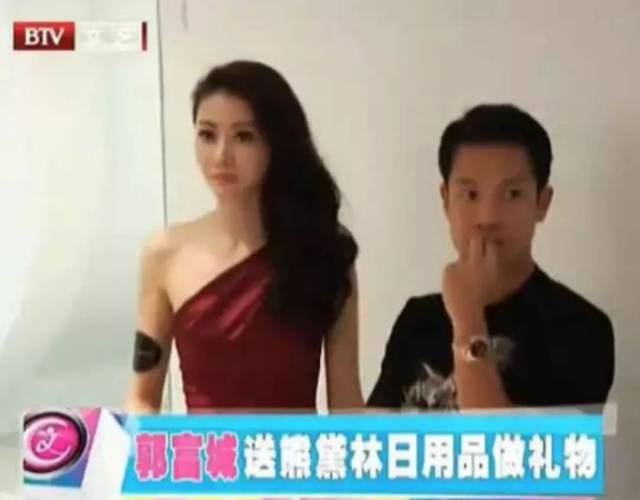 39岁熊黛林生下双胞胎:与天王相恋7年被抛弃,如今终于迎来自