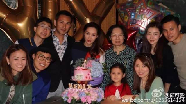 39岁熊黛林生下双胞胎:与天王相恋7年被抛弃,如今终于迎来自