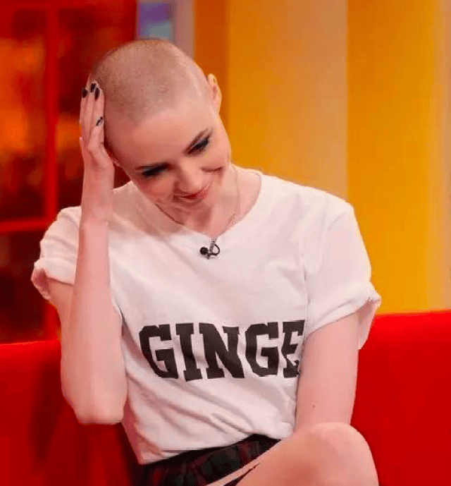 一个是阿凡达女主,一个搭强森狂赚20亿,却为漫