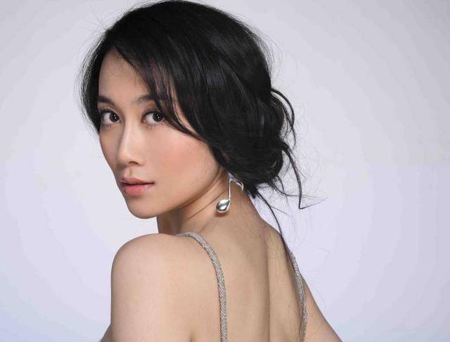 出道17年零绯闻,她是娱乐圈最干净女星,如今4