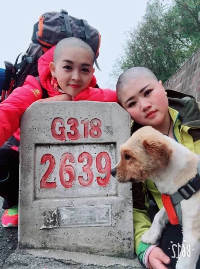 说起缘由,陈巧俐说她是为了徒步方便,而她的姐妹王温暖则是为了给自己
