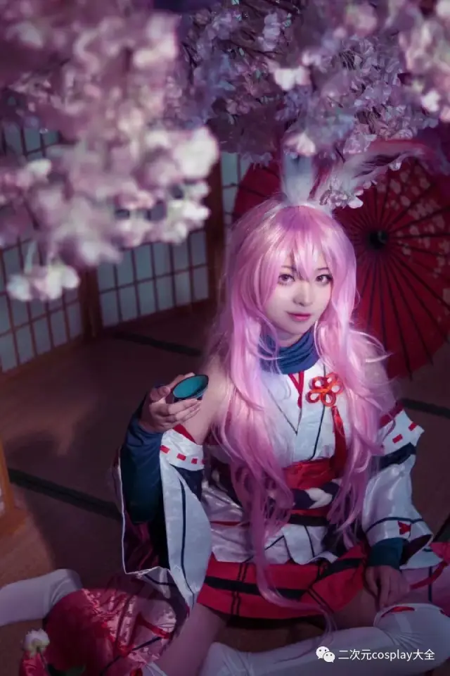 可爱小女神崩坏3八重樱cos,你愿意与我一起去赏樱么?