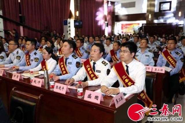 诠释公仆情怀彰显使命追求