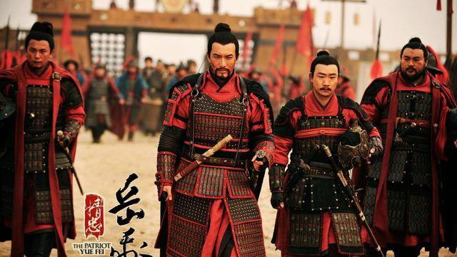 给岳飞送十二金牌的是谁?皇帝钦赐金字头,日行