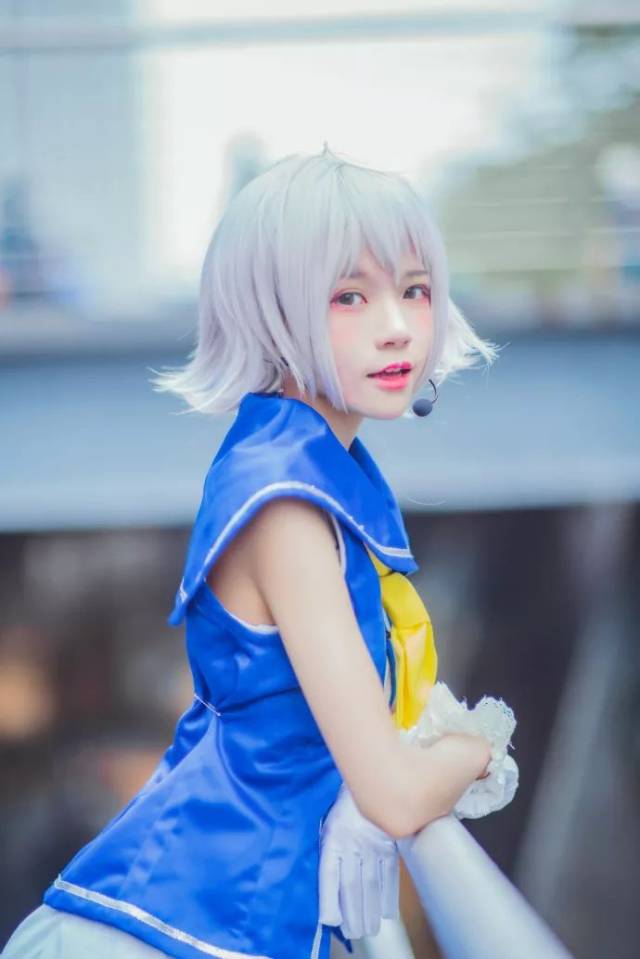 听说杰克今天不在家?