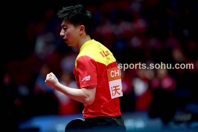 高清:世乒赛男团1\/8决赛中国VS奥地利 马龙3: