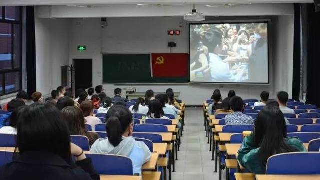 习近平总书记考察北京大学重要讲话在我校师生中引起热烈反响