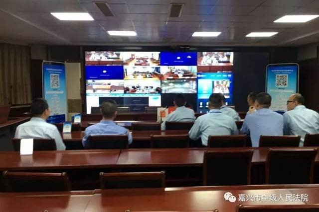 昨天凌晨,嘉兴一大波“老赖”在被窝里被突袭抓捕
