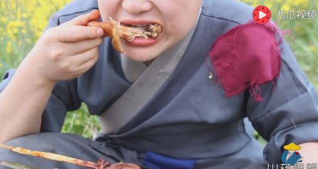 山药视频怎么消失了 5834289579db42709f93fbd66e42c10a.jpeg
