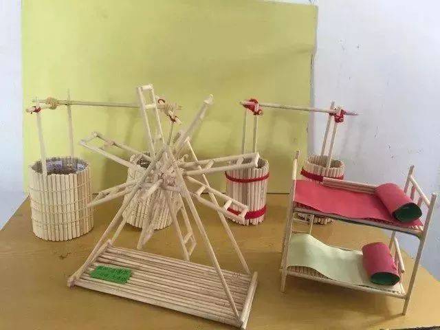 校迅| 上高县敖阳小学开展"垃圾分类 变废为宝"手工制作活动