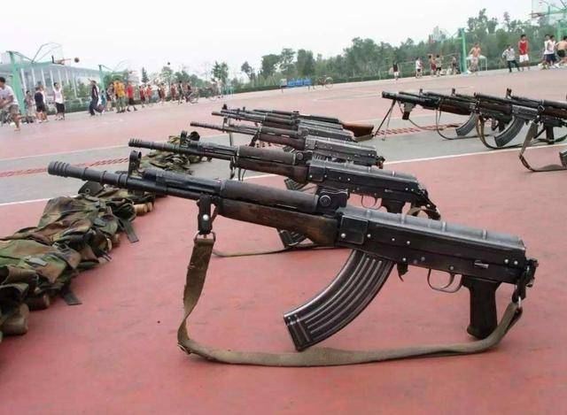 中国03式突击步枪_03式主战坦克_03式步枪战术导轨-圈子花园图片