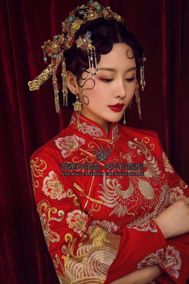 2018中国风古装新娘妆容造型, 追求个性化的古中式新娘造型, 更能