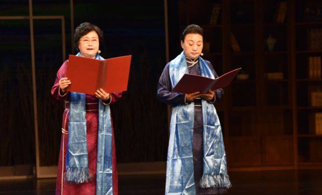 不忘初心，方得始终！2018“青山·朗读者”震撼启幕，直击人心……