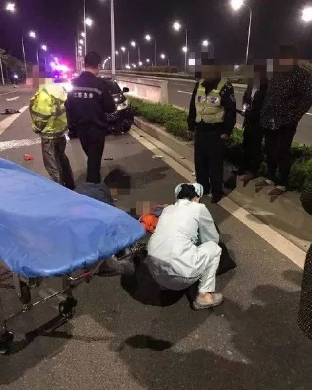 金坛尧塘入口处发生车祸,一女子身亡!