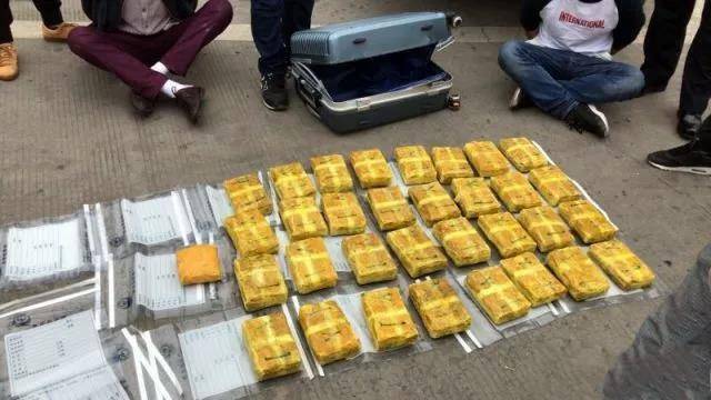 【禁毒前沿】大理警方连破4起运毒案 缴获各类毒品近70公斤