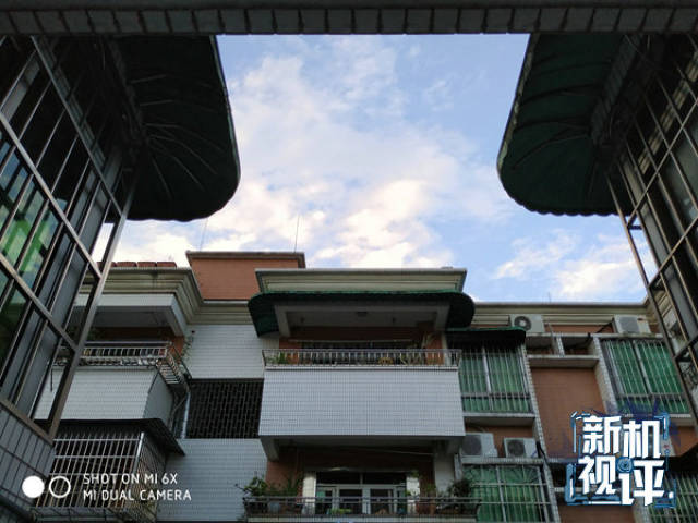 小米6X评测：性能堪比旗舰机，拍照能力获好评