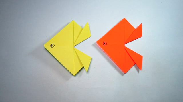 纸艺手工折纸鱼,2分钟一张纸学会小金鱼的折法