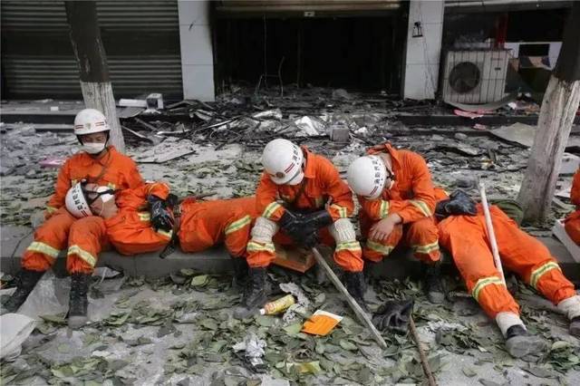 汶川地震10年丨浙江特警援川突击队总指挥首次披露汶川救灾细节:千里