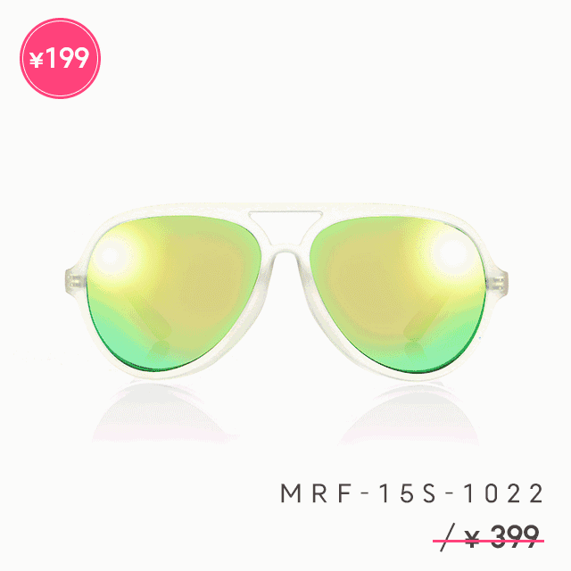 潮 流 太 阳 镜  sunglasses 宽大的框型, 能有效地遮挡强烈紫外线.