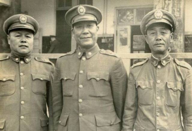 黄埔军校最得意门生,29岁为少将!被誉抗日名将,结局却