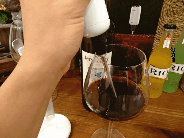 简单醒酒,快乐饮酒——硕而博小酒窝智能醒酒器初体验
