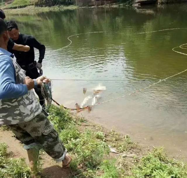 自贡荣县新桥两名15岁少年溺水身亡.