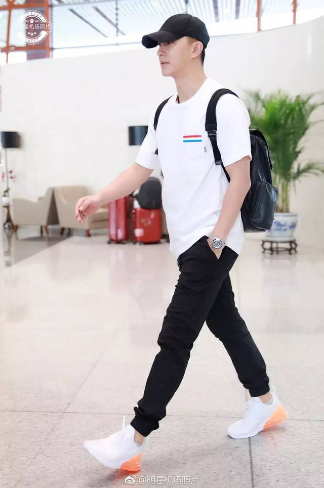国内男星一周上脚 sneaker 精选