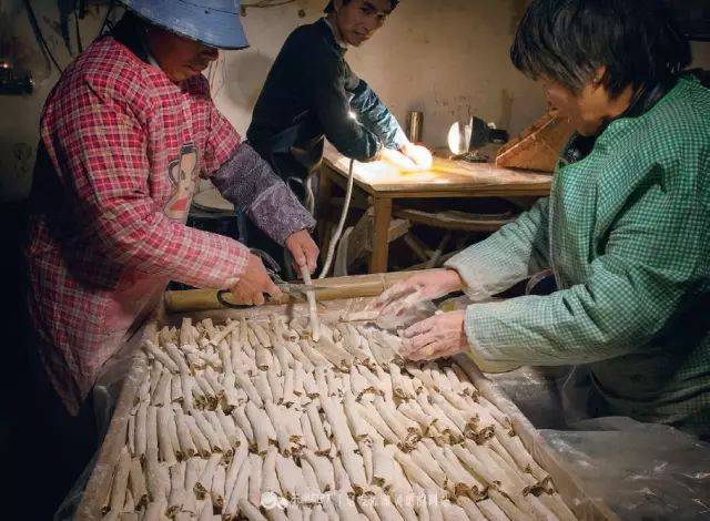 灌芯糖这道儿时奢侈的糖食