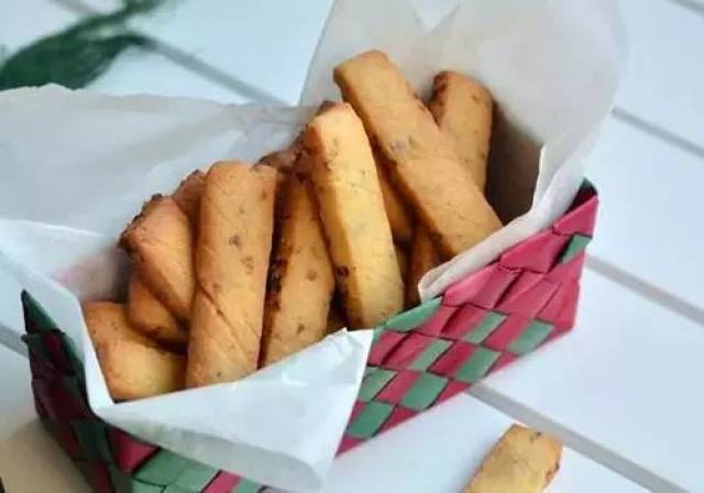自制人人爱吃的小零食,香甜酥脆,做法简单,值得一试!