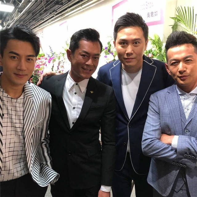古巨基演唱会新五虎合体,刘恺威,古天乐唱当年情全场high爆