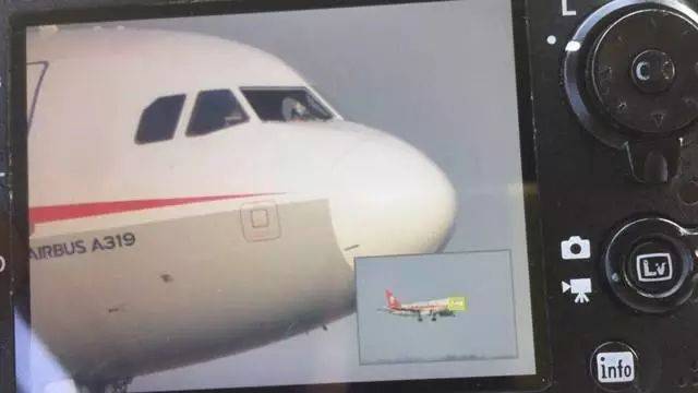 航3U8633,重庆至拉萨客机风挡破损成敞篷,紧急