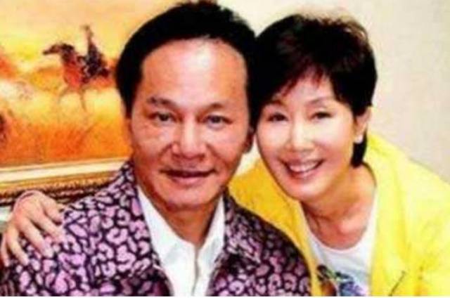 石乃文,凭《新白娘子传奇》戚宝山走红,年仅45岁时因病离世