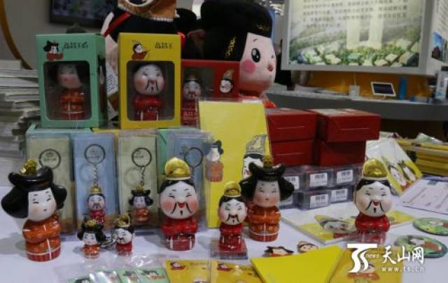 新疆文物文创产品展现活美趣深博会上绽芳华