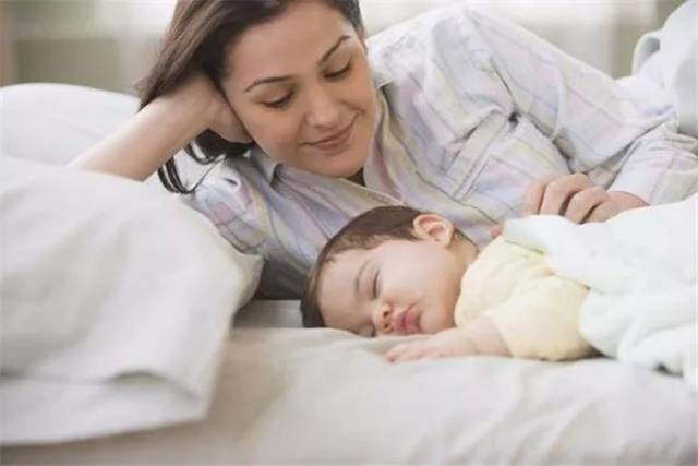 宝宝一放就醒 睡眠专家用6年时间研究出 九步放下法 帮你解决 附视频指导 