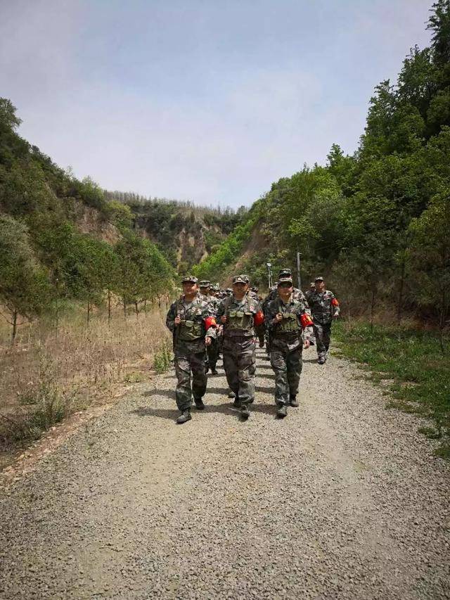 打靶归来