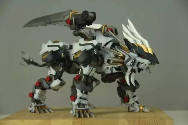 zoids 无限长牙狮 gk涂装作品!