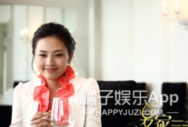 还记得《夏家三千金》的孙晓菁吗?她现在长这样