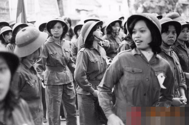 中越战争解密:1979年对越反击战中国军队歼灭越南女兵