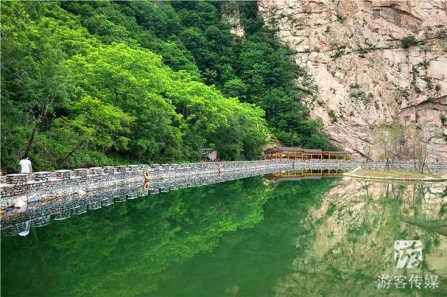 和省级生态旅游示范区,位于北票市西北部,与内蒙古自治区敖汉旗交界