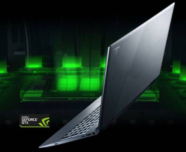 看了锤子发布会,微软小娜和小冰:离职报告都打了你给我看这个?