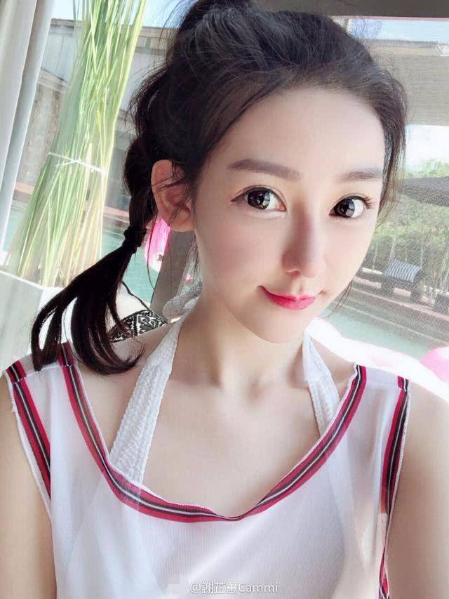 她是陈冠希交往最小的女友,16岁和陈冠希热恋,现如今变网红脸!