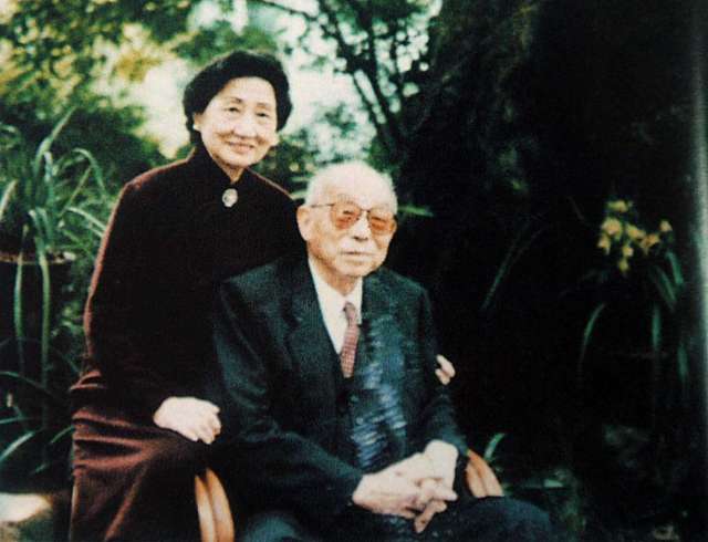 一个是少帅张学良,一个是蒋四小姐,他们有一段不为人知的故事