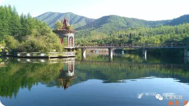 临夏州和政县药水峡 四季美景如画