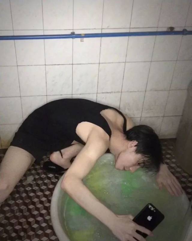 9efc80d224ea433eacf15d5aea0535a0.jpeg