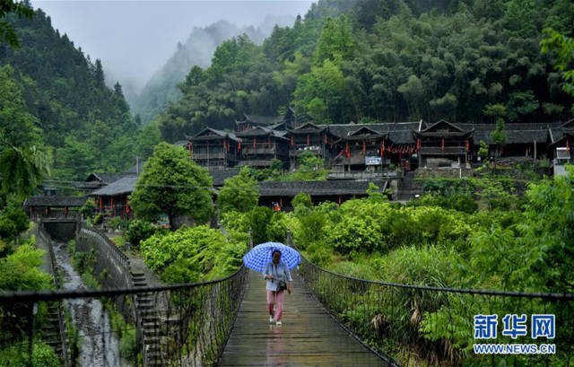 湖北施恩:走进"没有围墙的博物馆"