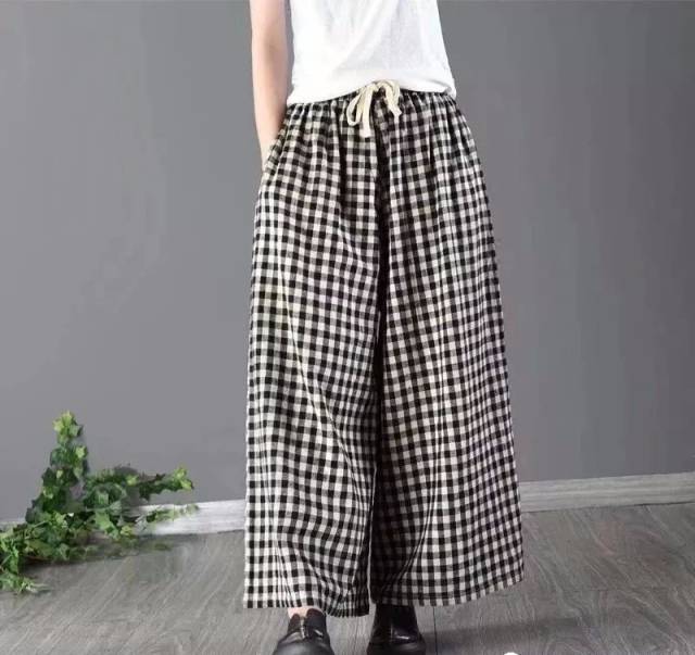 裤子怎么选到好看的 9cd9706b49da488d8fe26a437ebac0e5.jpeg