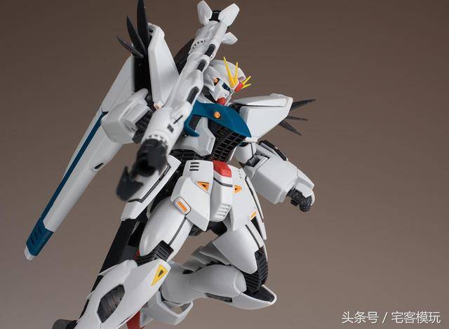 转帖:11区测评系列 mg f91 2.0与1.0对比测评