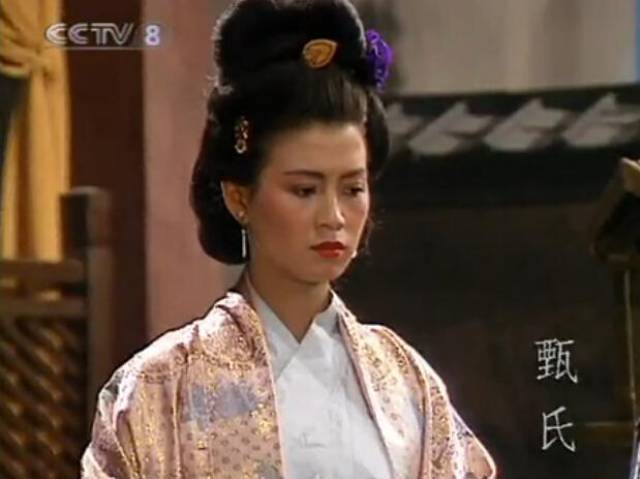 1994年《三国演义》中的甄姬,是由著名演员史兰芽饰演的,如今的史兰芽